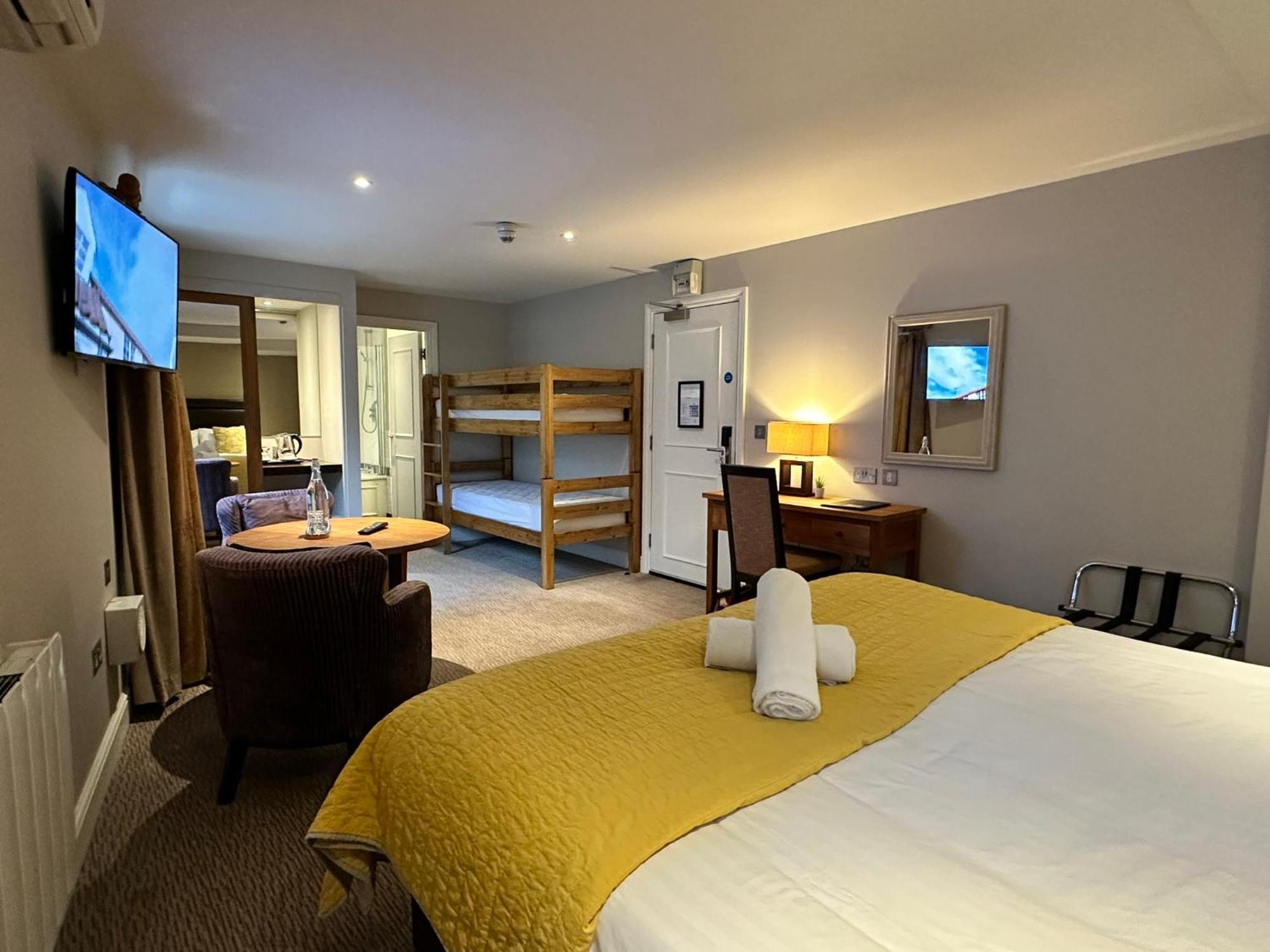 Goswell House Hotel Central Виндзор Экстерьер фото