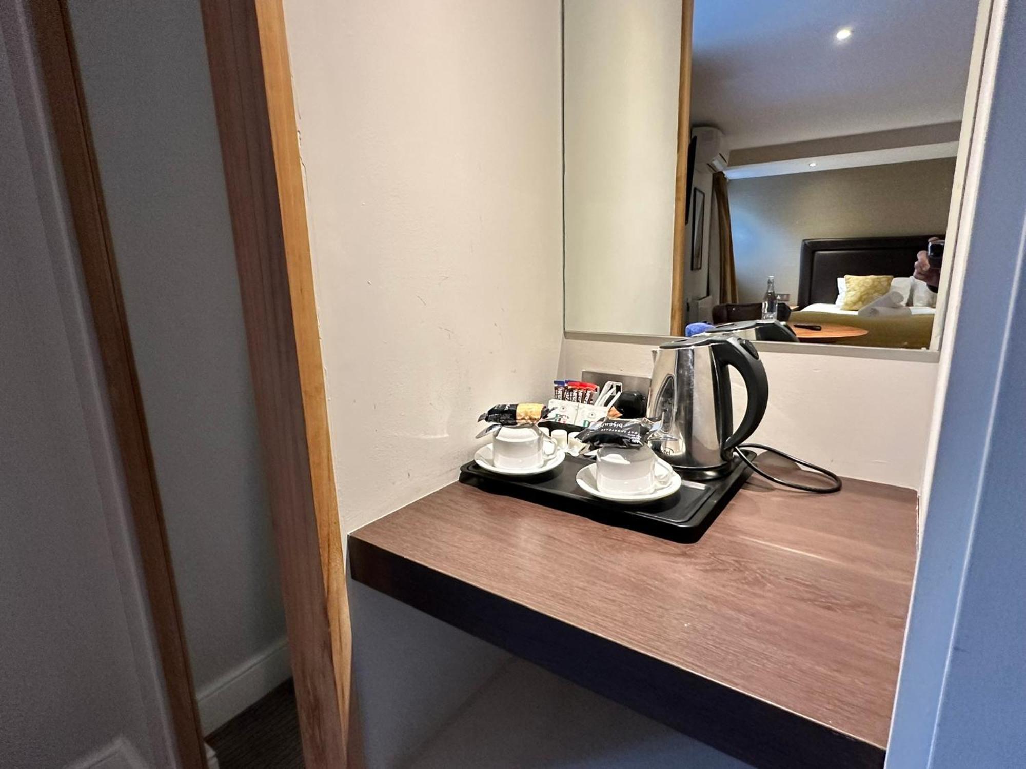 Goswell House Hotel Central Виндзор Экстерьер фото
