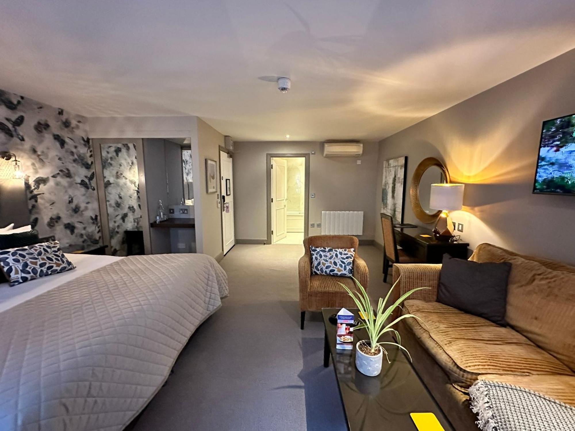 Goswell House Hotel Central Виндзор Экстерьер фото